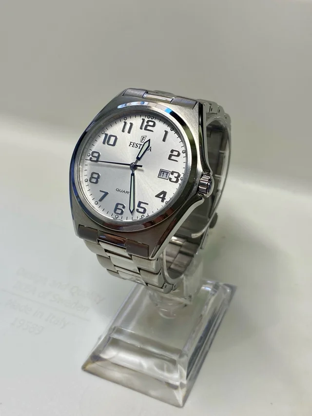 Reloj Festina Classics F16374/9 Plata/Blanco