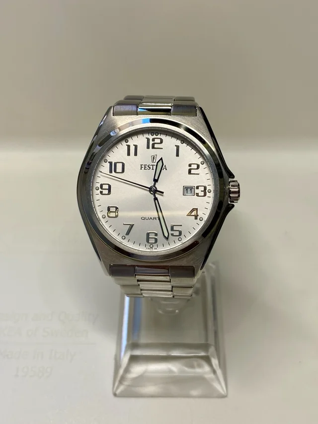 Reloj Festina Classics F16374/9 Plata/Blanco