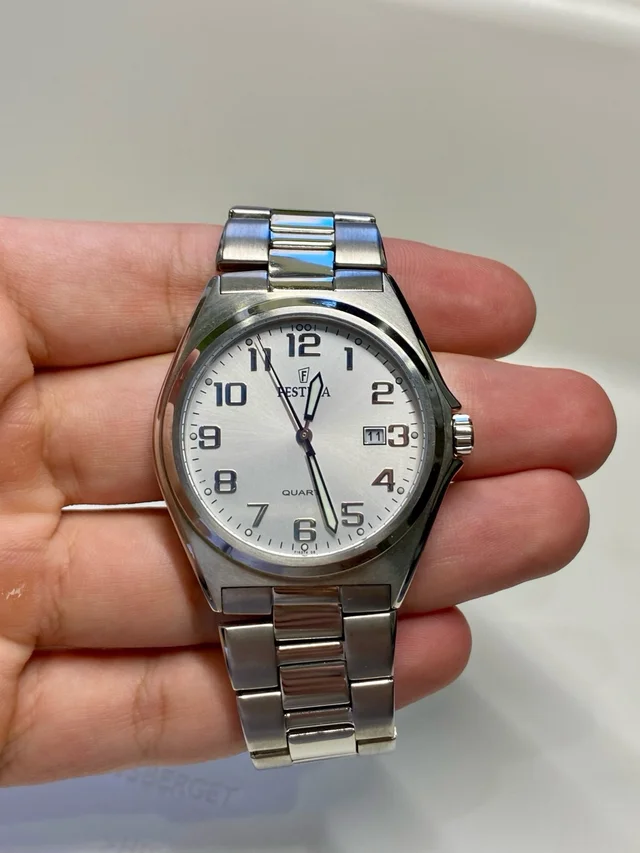 Reloj Festina Classics F16374/9 Plata/Blanco